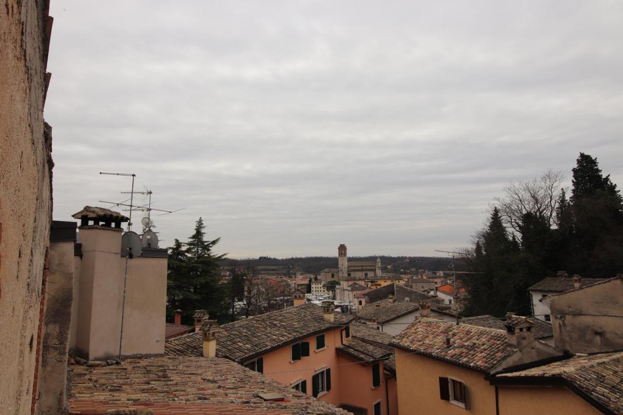 Casa Vacanze Al Borgo Caprino Veronese Bagian luar foto