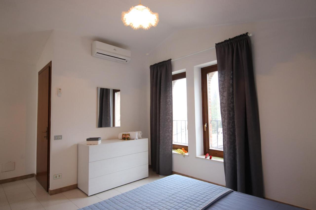 Casa Vacanze Al Borgo Caprino Veronese Bagian luar foto